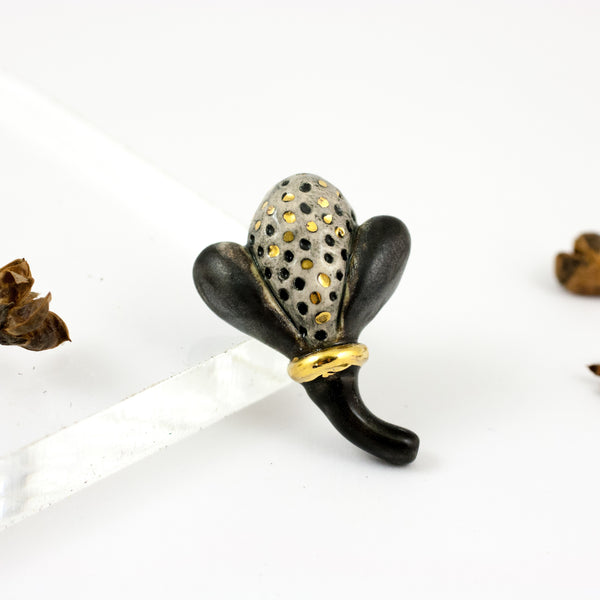 Black flower bud brooch with dots and a gold line - Aiste Jewelry