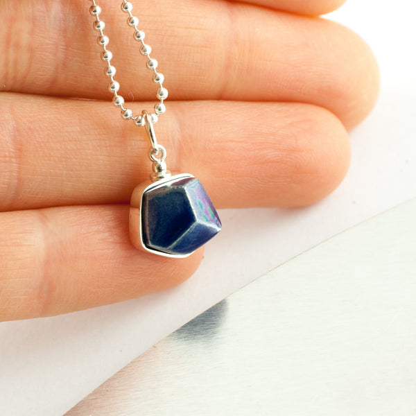 Minimalistic pendant Rich blue - Aiste Jewelry