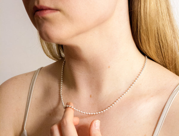 Minimalistic pendant Pink - Aiste Jewelry