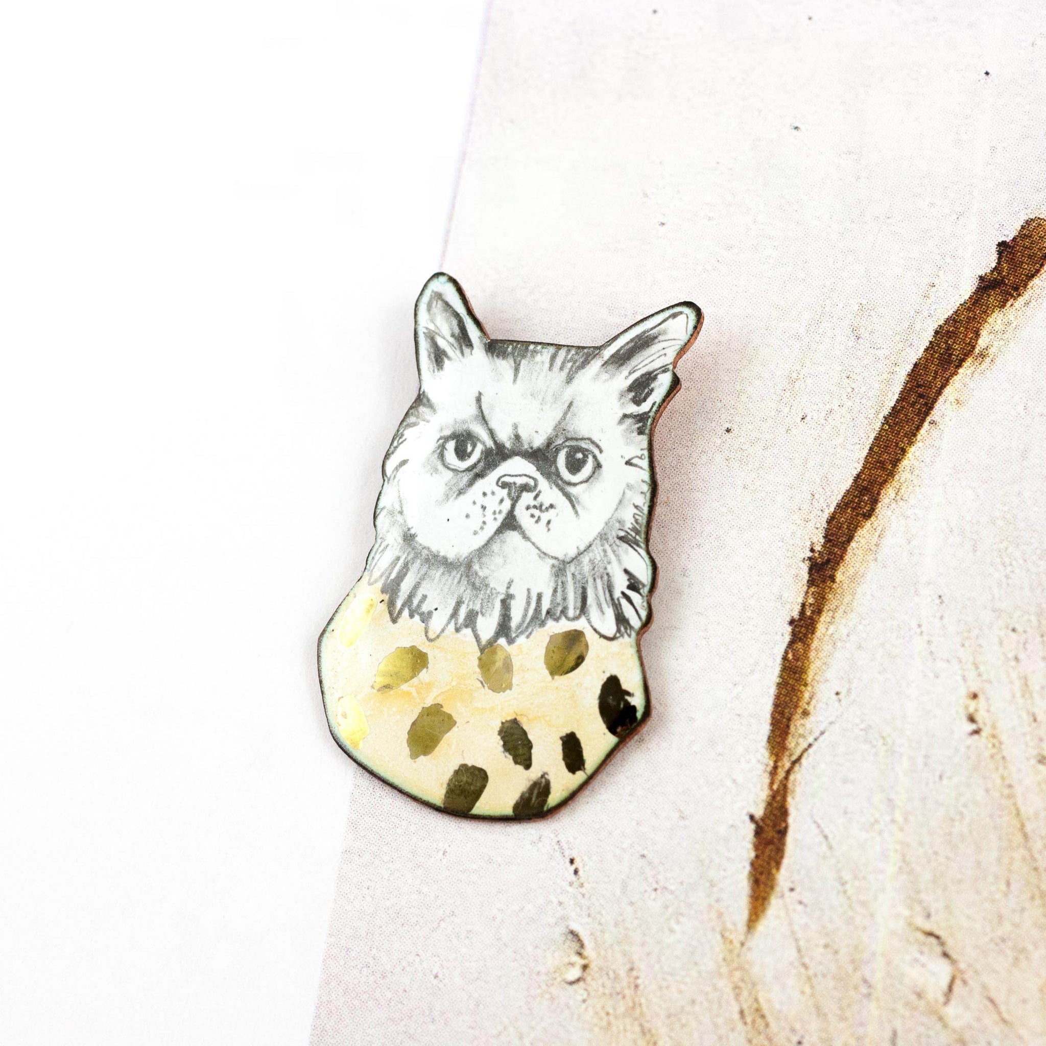 Enamel pin Cat with a sweater - Aiste Jewelry