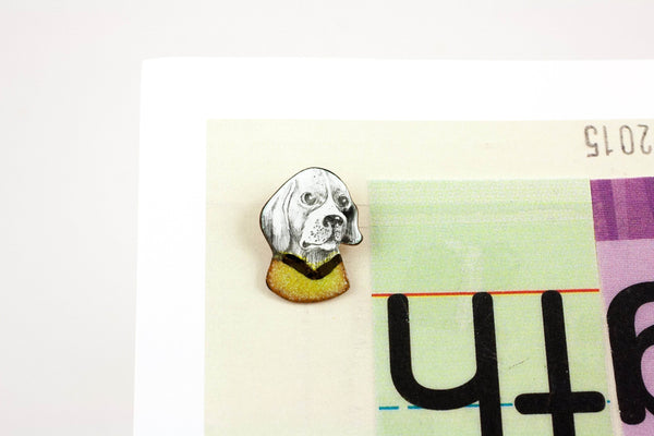 Enamel pin Beagle dog - Aiste Jewelry