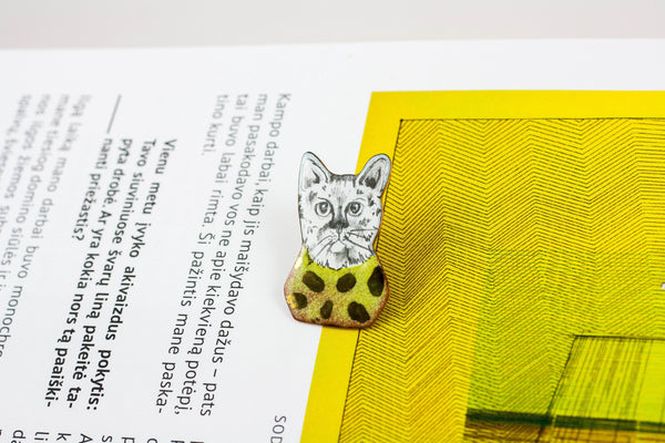 Enamel pin Cat with a yellow sweater - Aiste Jewelry